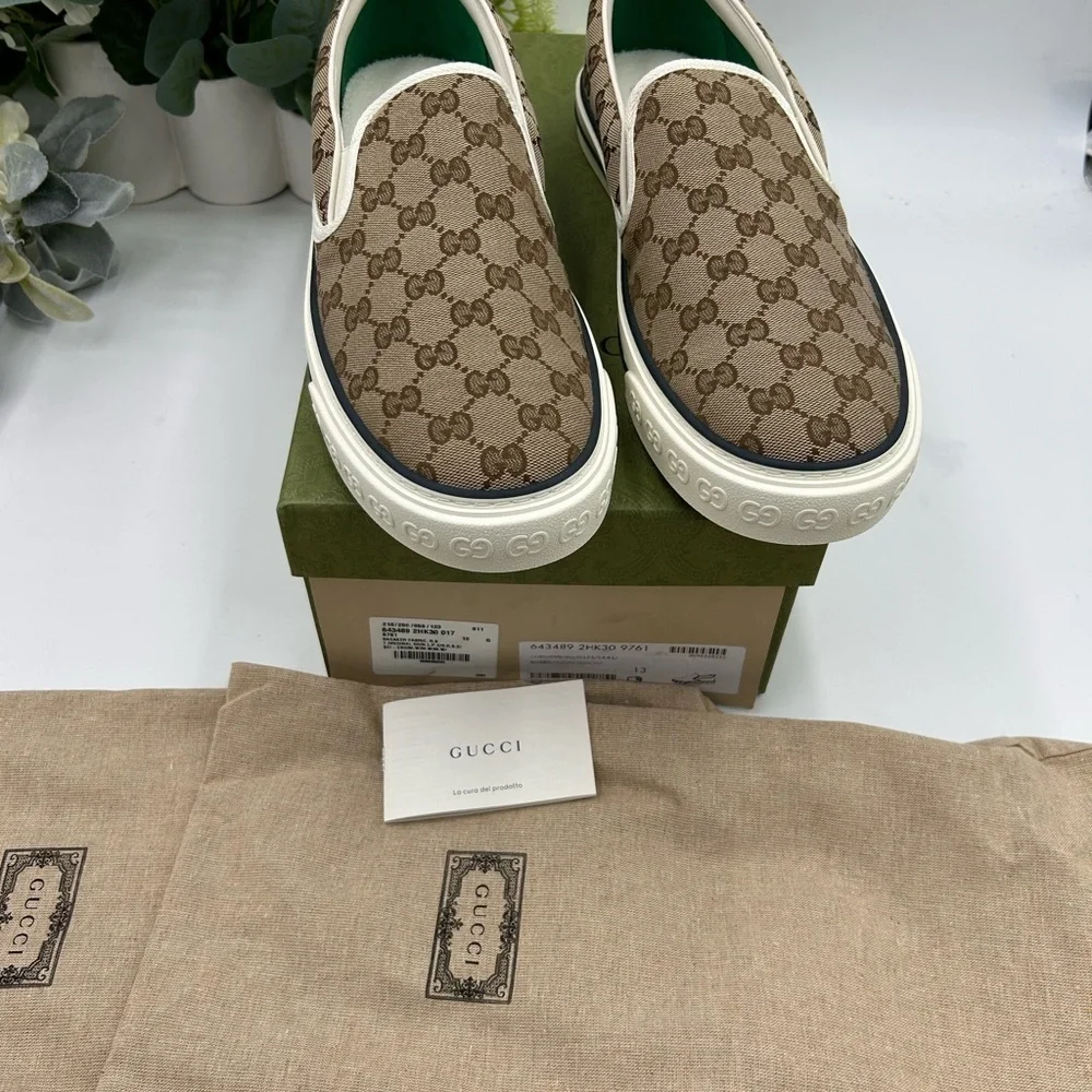 Men's Gucci, GG  Supreme, slip on canvas sneakers size 13 made in Italy